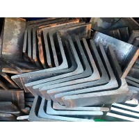 Уголок стальной гнутый равнополочный 40x40x2,5 мм С255 ГОСТ 19771-93